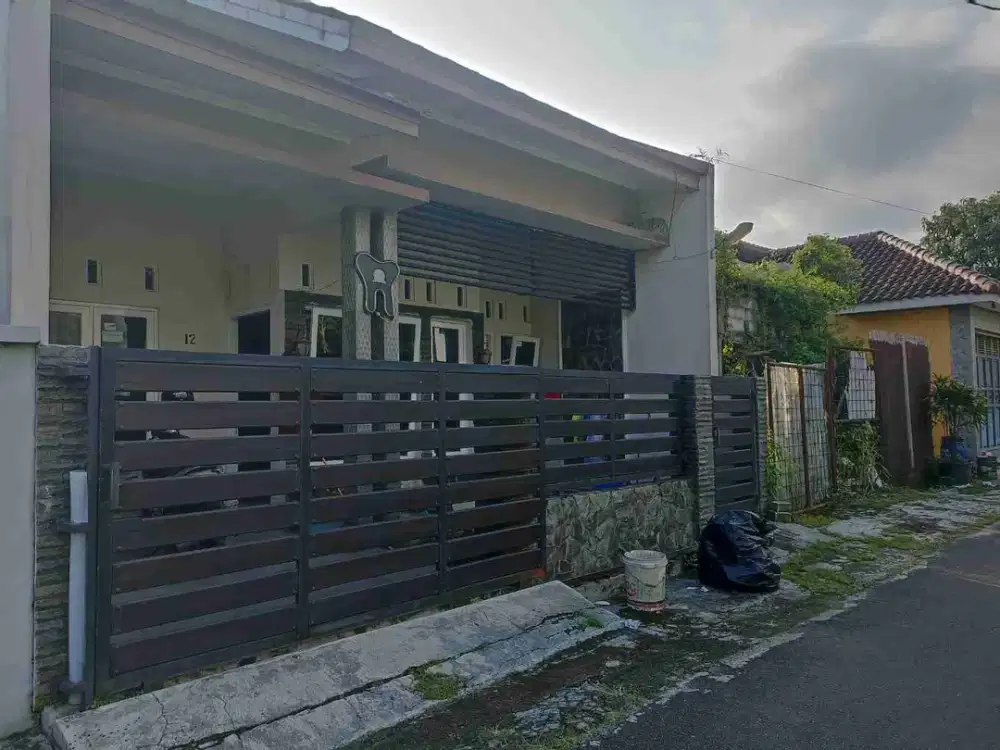 dijual Rumah strategis bonus tanah kompleks GOR Purwokerto