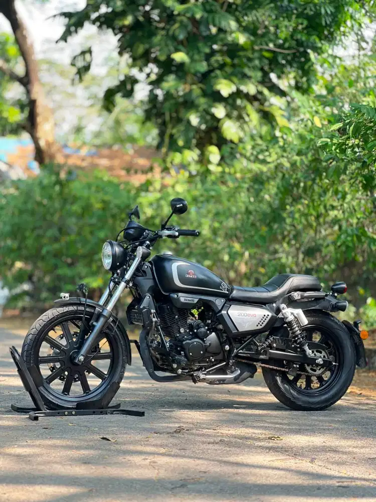 BENELLI MOTOBI 200 EVO 2023 BLACK KM 5K PAJAK PANJANG NO MINUS