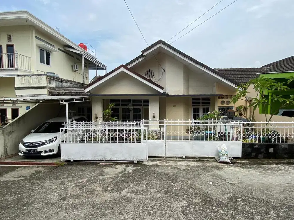 DIJUAL CEPAT Rumah di Komplek Pakjo Indah Palembang (Tanpa Furnitur)
