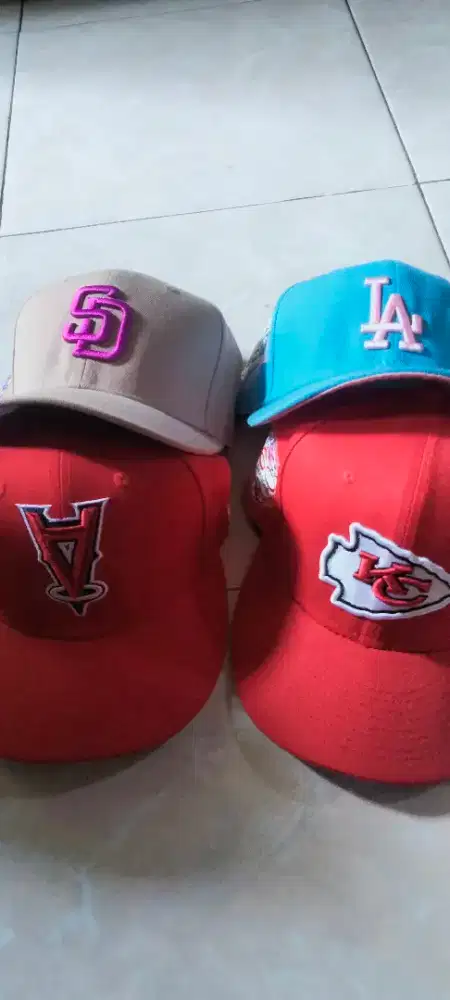Topi fitted build up