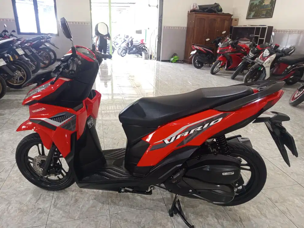 Vario 125 Kunci 2023