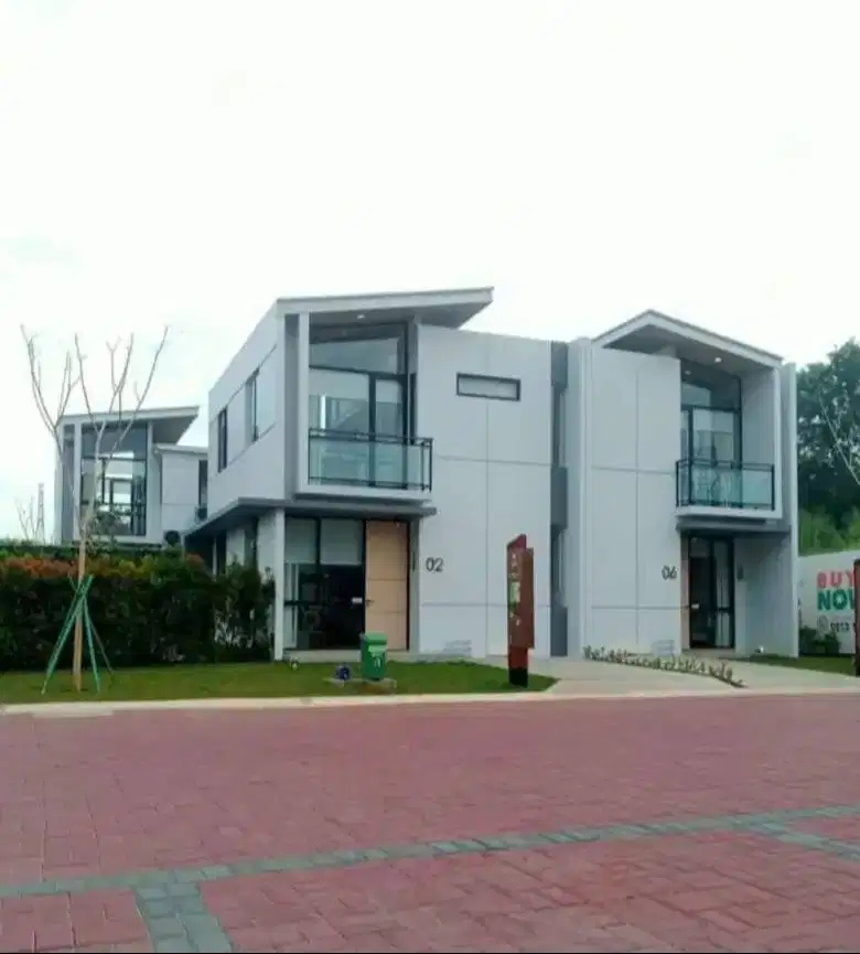 Cendana Icon Rumah 2 Lt Karawaci Luas 97.5m2 Untuk Disewakan / Dijual