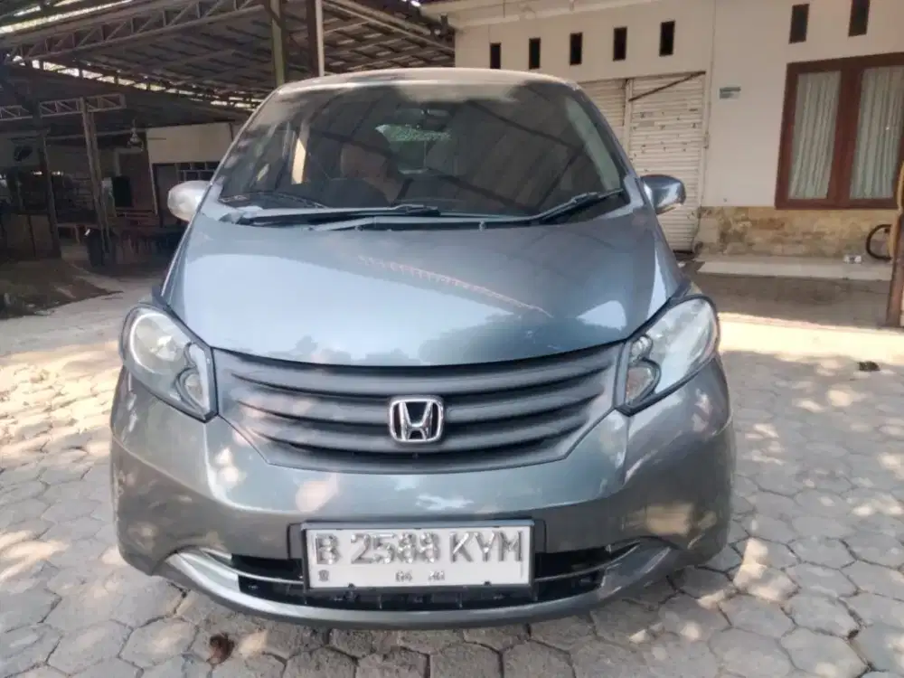 HONDA FREED THN 2012