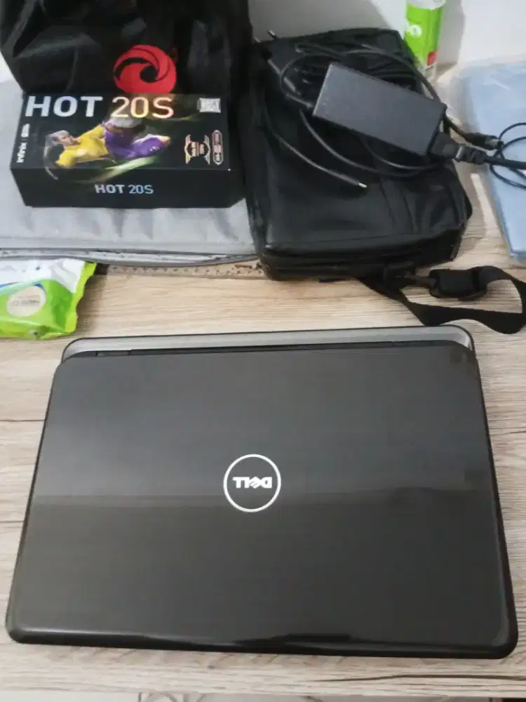 Laptop Dell intel core i3 Ram 8gb, HDD 500gb, Normal lancar