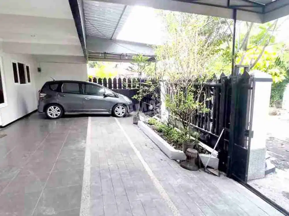 rumah 5 kamar cocok untuk keluarga, dekat rsi aisyiah