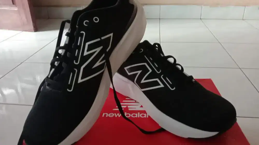 Sepatu new balance ory barang Chandra supermarket size 45
