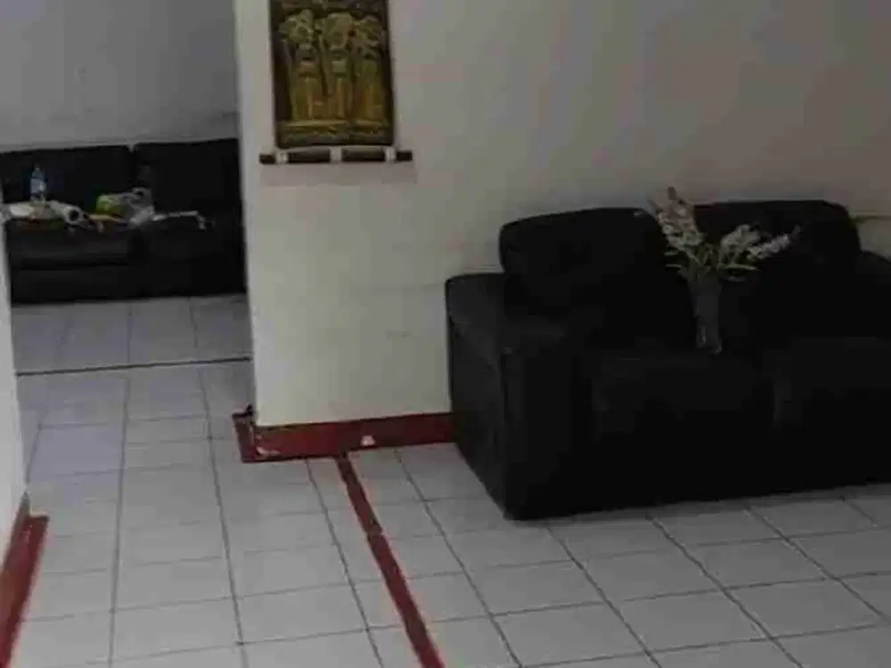 For sale or rent. JUAL/SEWA RUMAH 4KT 4KM dipusat Kota Siap Huni Harga Nego