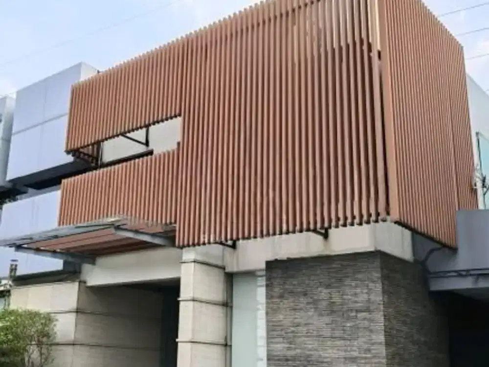 Disewakan Gedung Cocok Untuk Office, Resto & Cafe Di Kebayoran Baru, Jakarta Selatan