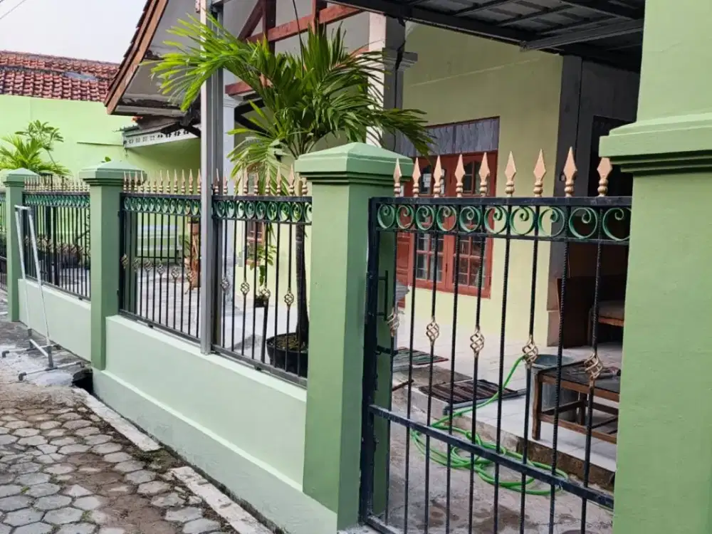 Rumah Kesambi Melati Suci
