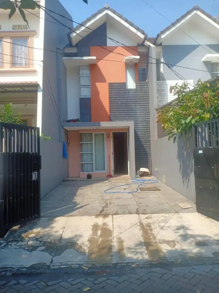 DISEWAKAN RUMAH 2 LANTAI DUTA GARDEN CLUSTER MEDITERANIA