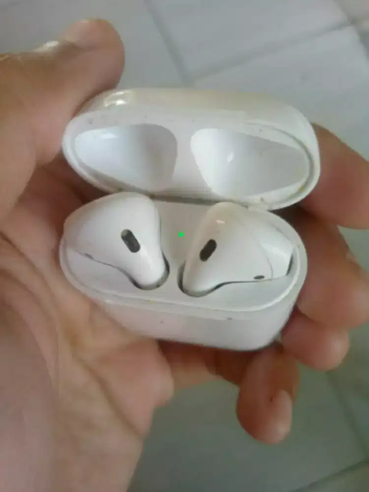 Airpods generasi 2