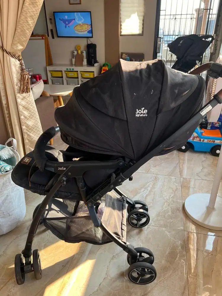 Stroller Joie Signature Tourist (seri Signature)