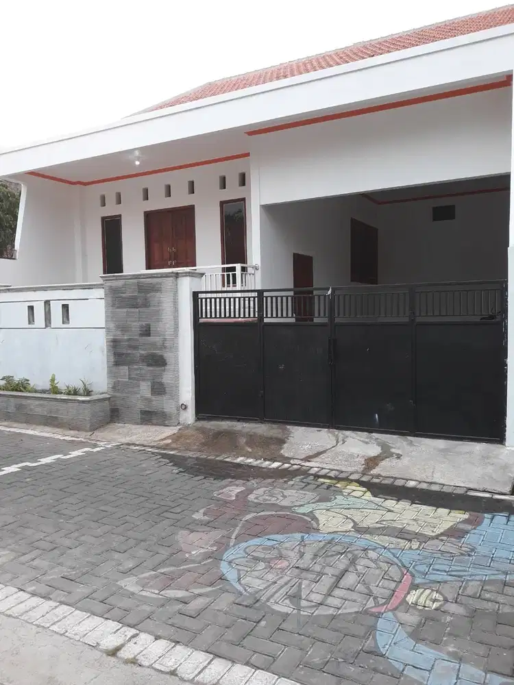 rumah baru minimalis lokasi strategis pusat kota semarang