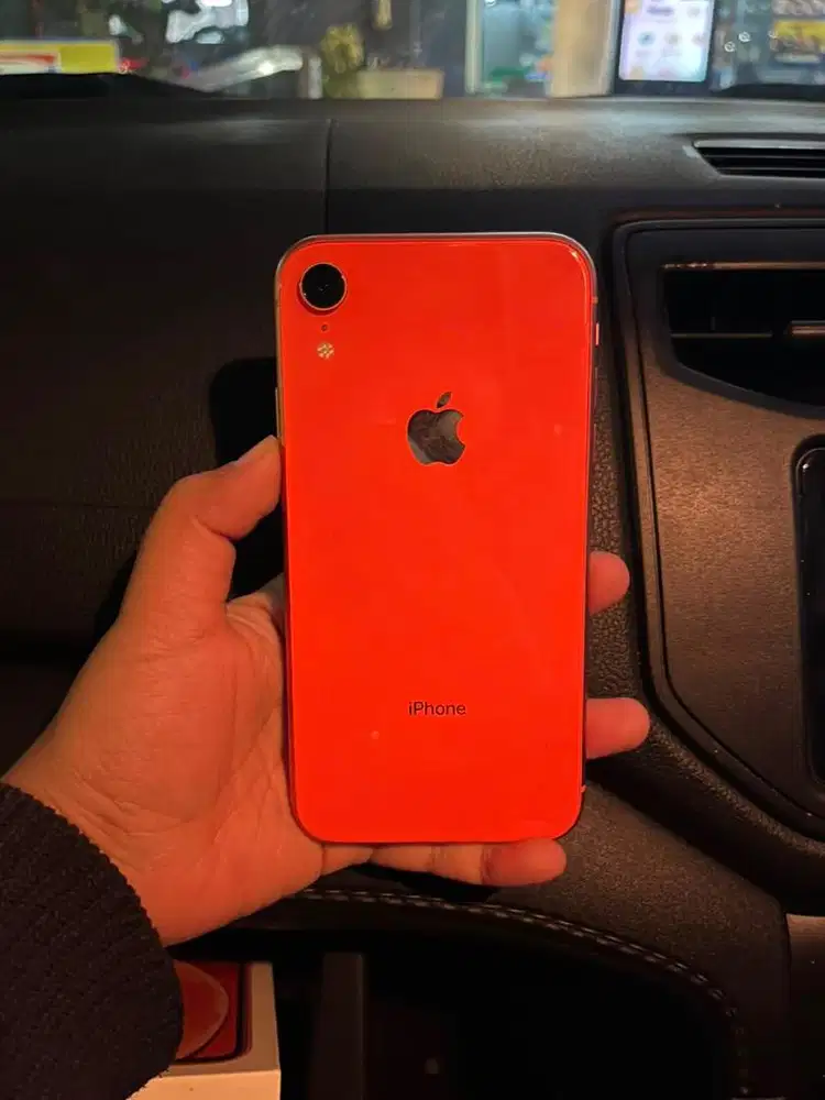 iPhone Xr Corall 64Gb Nominus