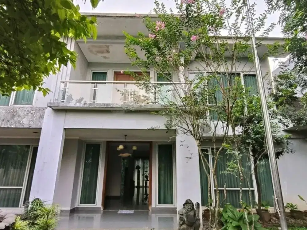 Dijual Rumah di Lingkungan Tenang di Adiaksa Lebak Bulus, Jakarta Selatan