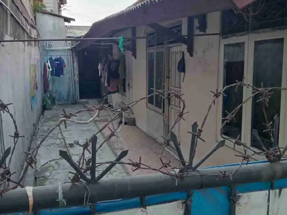 DIJUAL KONTRAKAN 7 PINTU  LOKASI STRATEGIS DAAN MOGOT BARU  BATU CEPER TANGERANG