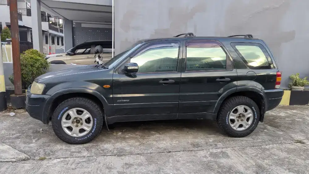 Dijual ford Escape 2.0 Manual 2003