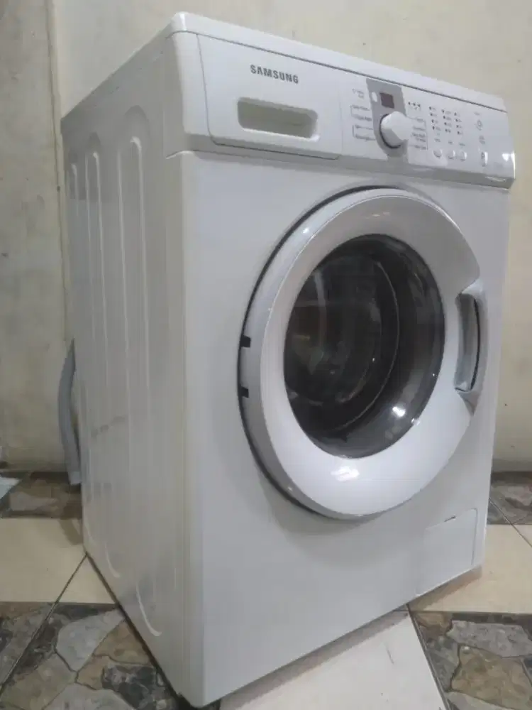 mesin cuci front loading