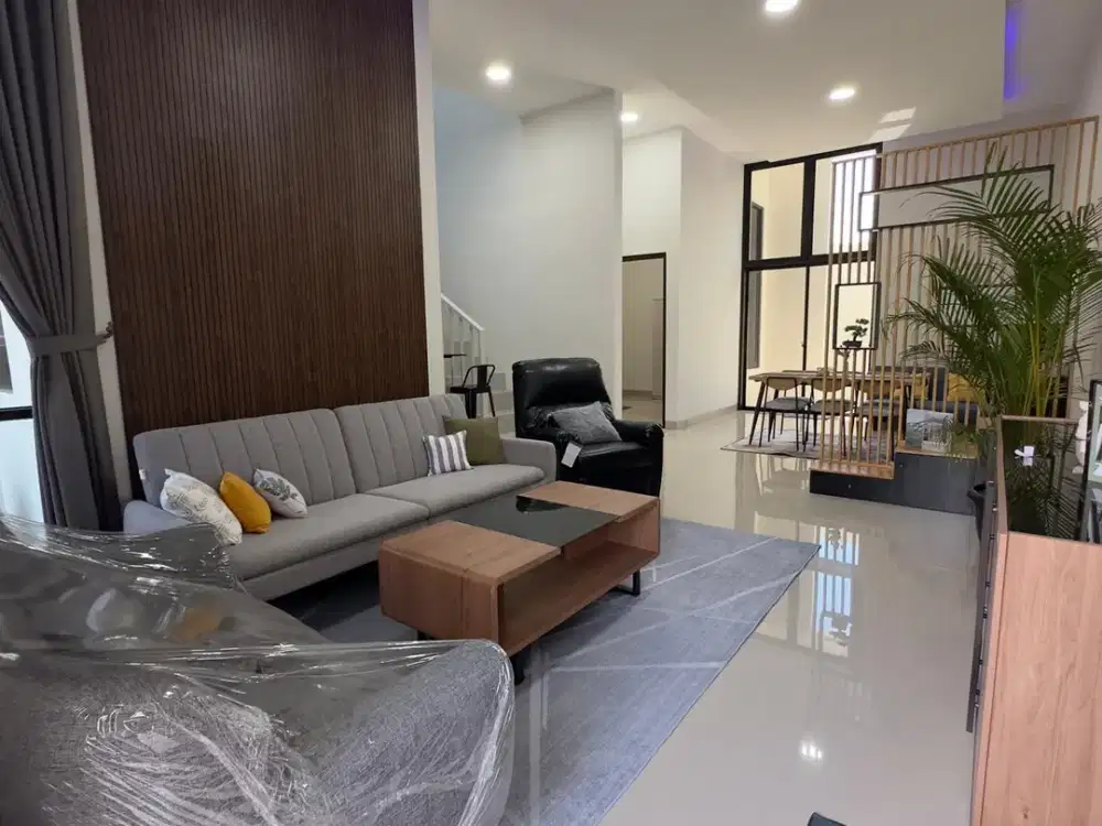 BERUNTUNG! Hunian Langka Di Area Favorit Jalan Kaliurang Km 7 Siap Huni Sudah Full Furnish!