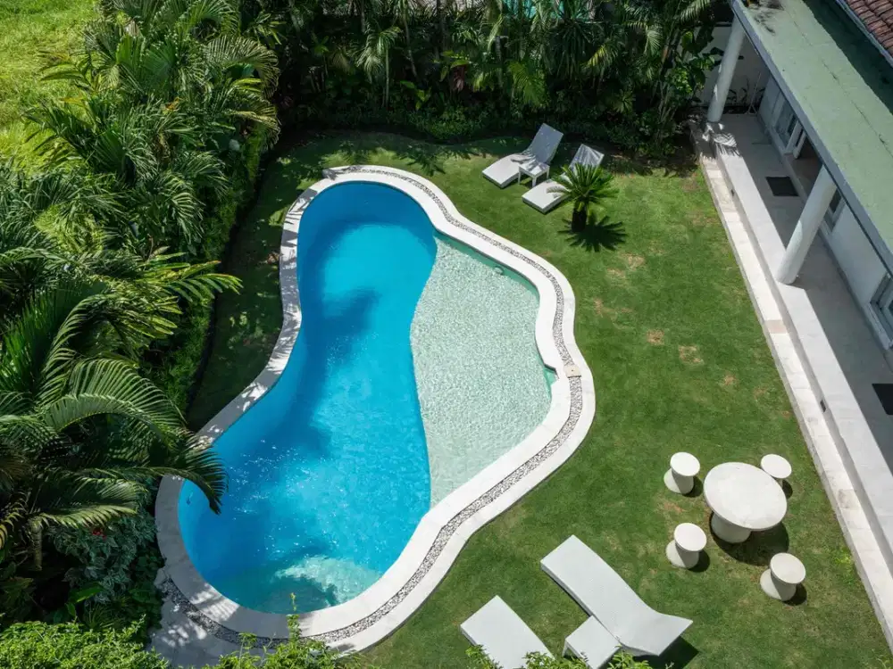 FOR RENT & LEASEHOLD  ALIIS PARADISE LUXURY VILLA