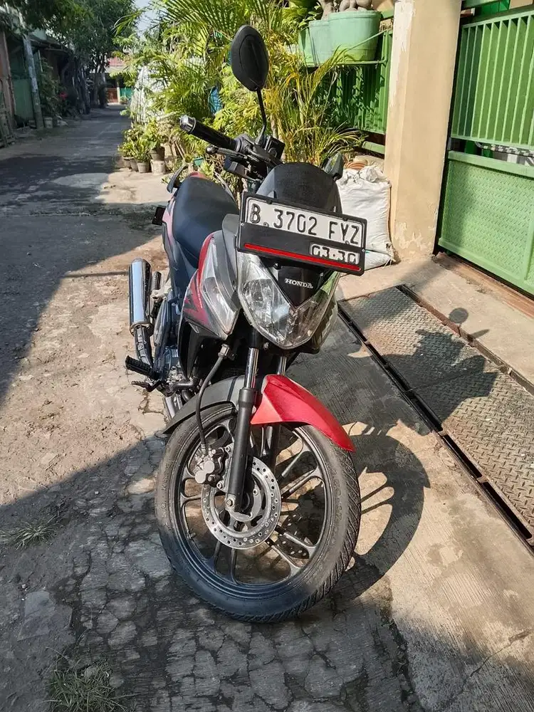 Honda CS 1 2013