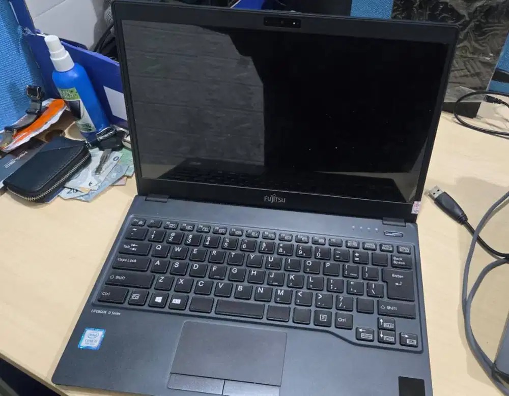 LAPTOP FUJITSU LIFEBOOK U937 - INTEL CORE i5 GEN 8 - RAM 8GB SSD 256GB