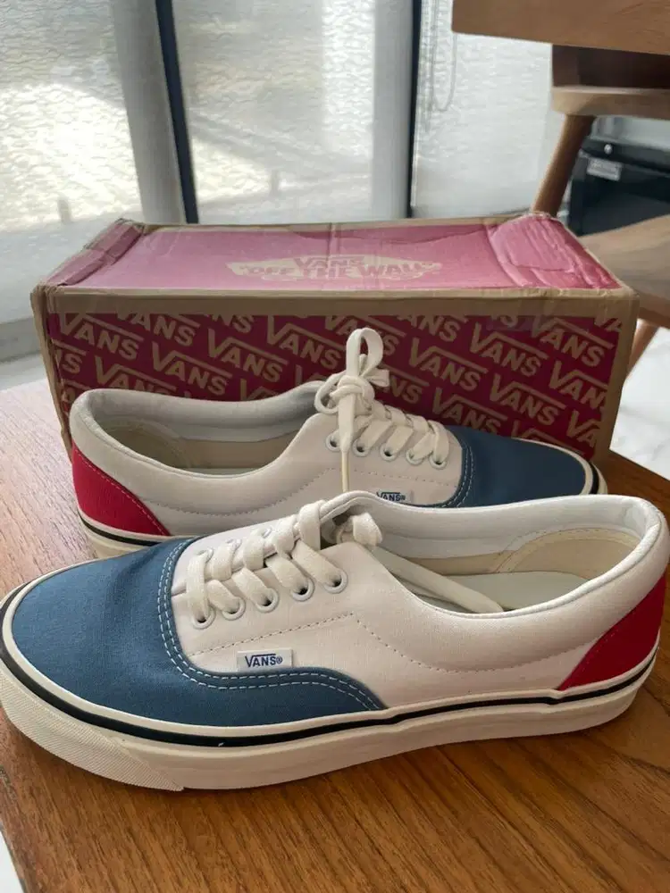 Dijual sepatu Vans
