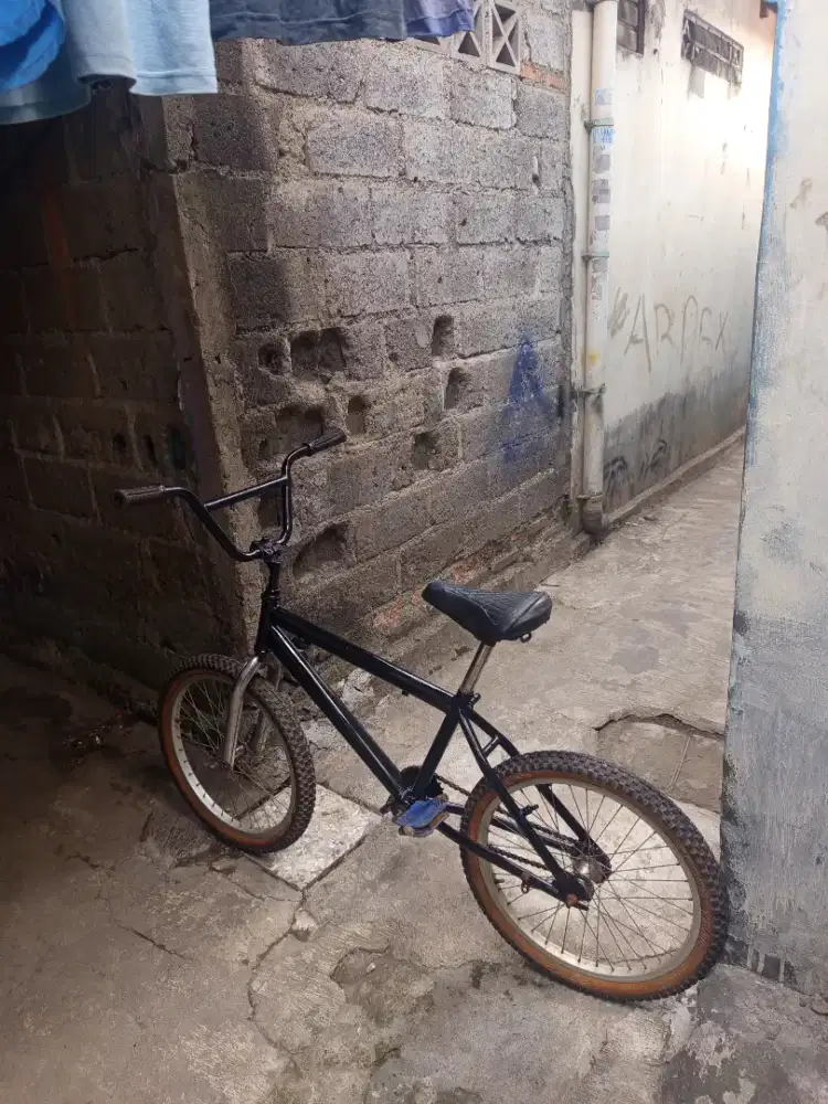 Jual sepeda BMX Pasific size 20