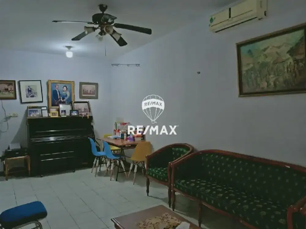 Dijual Rumah Asri & Strategis di Rawamangun, Dekat Jalan Utama & UNJ