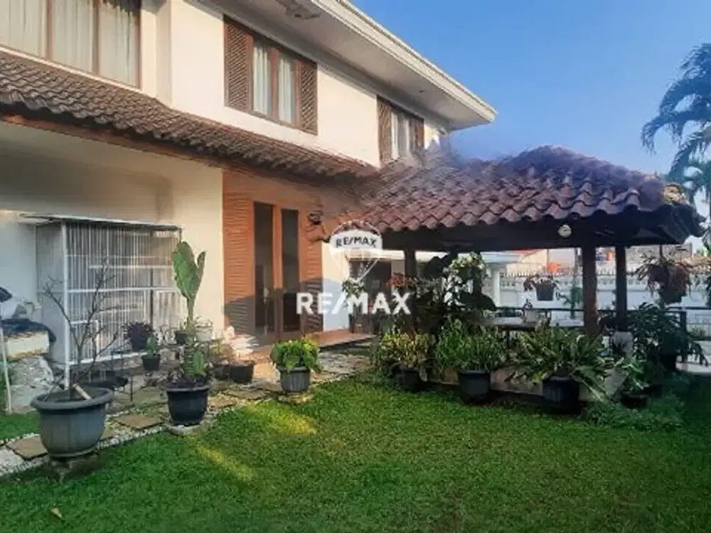 Villa Palma Kemang – Rumah Asri dengan Private Pool Lahan Luas | Lingkungan Eksklusif | SHM