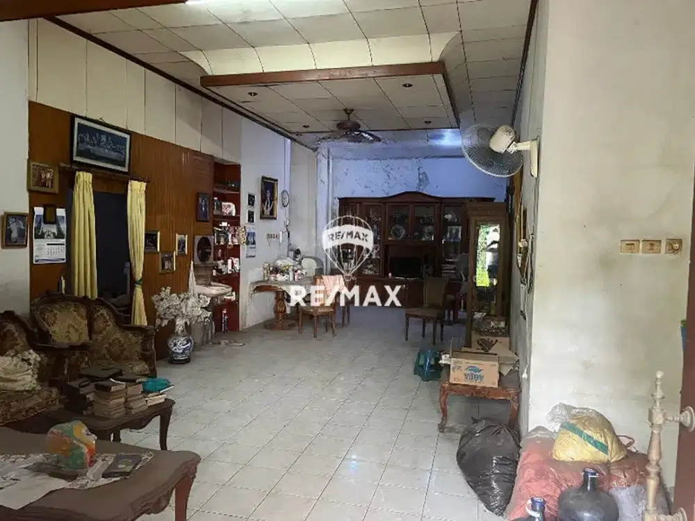 Rumah Secondary Luas 184 m², 5KT 3KM, di Duren Sawit, Dekat Radin Inten II