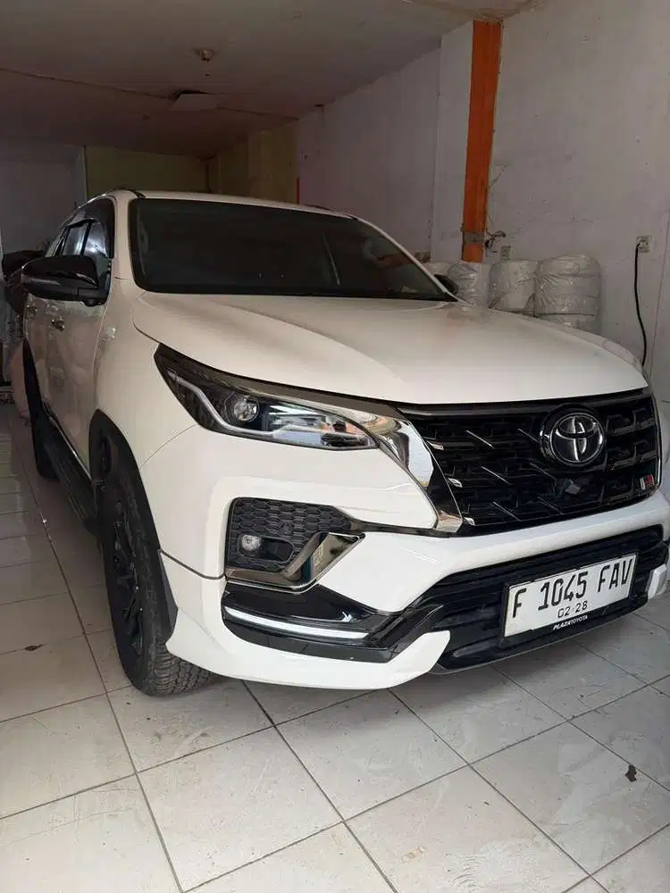 2022 Toyota Fortuner 2.8GR VRZ 4X2 A/T