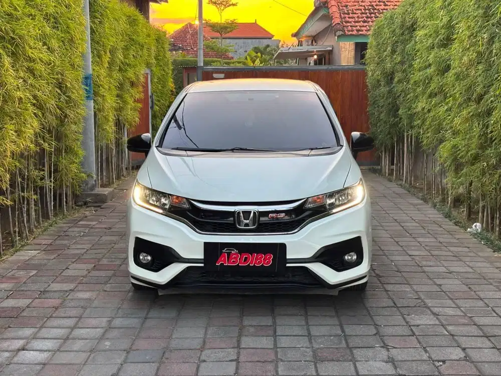HONDA JAZZ RS AT 2020