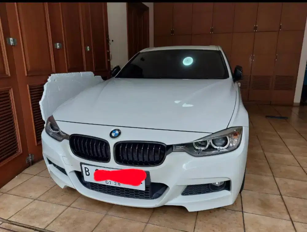BMW 328i Sport Antik