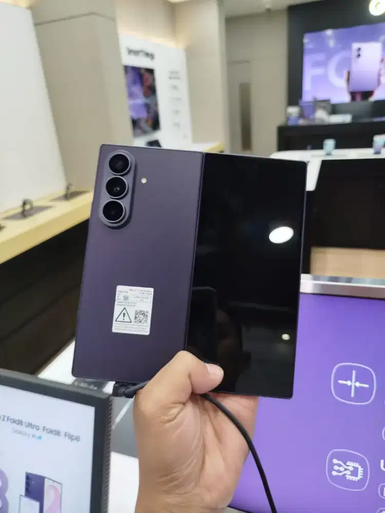Samsung galaxy z fold 8 dan flip 8 pre order