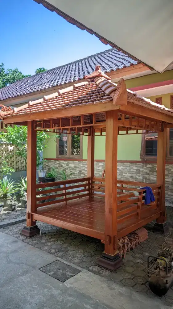 Gazebo kayu jati ukir