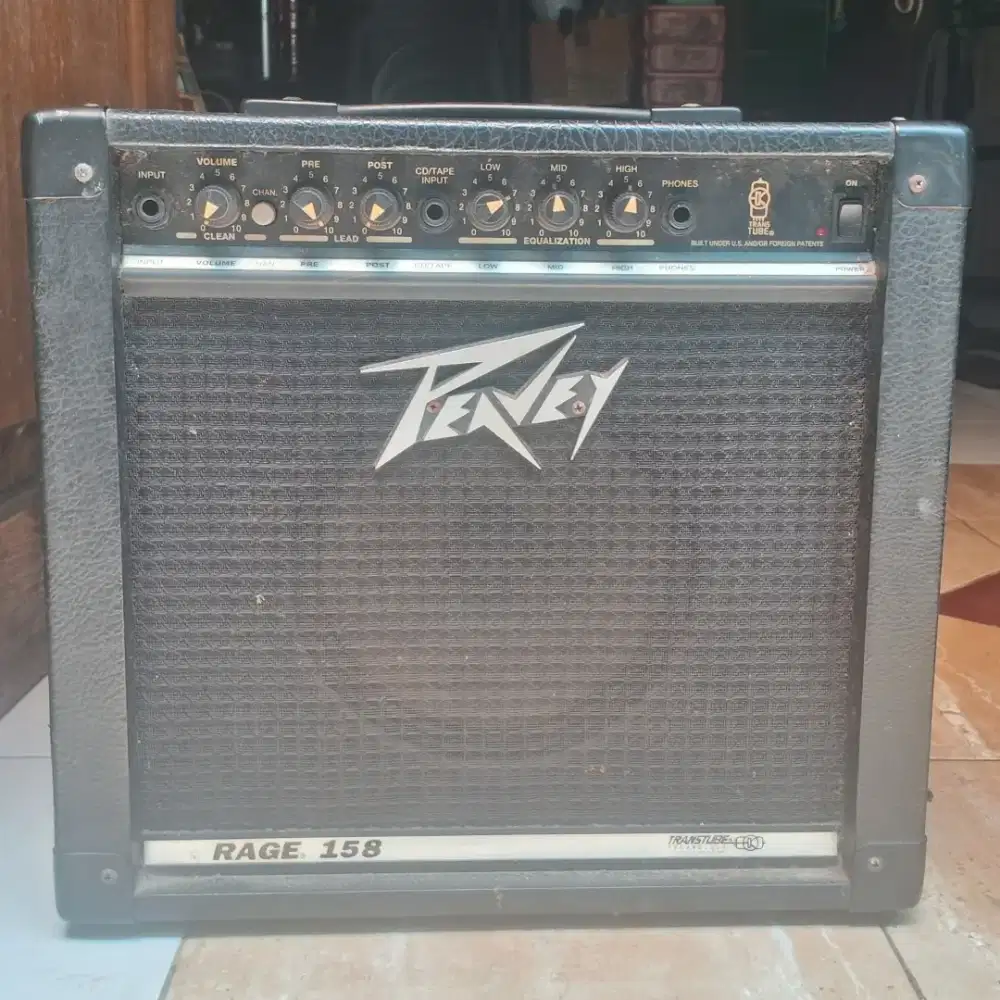 Ampli Gitar Peavey Rage 158