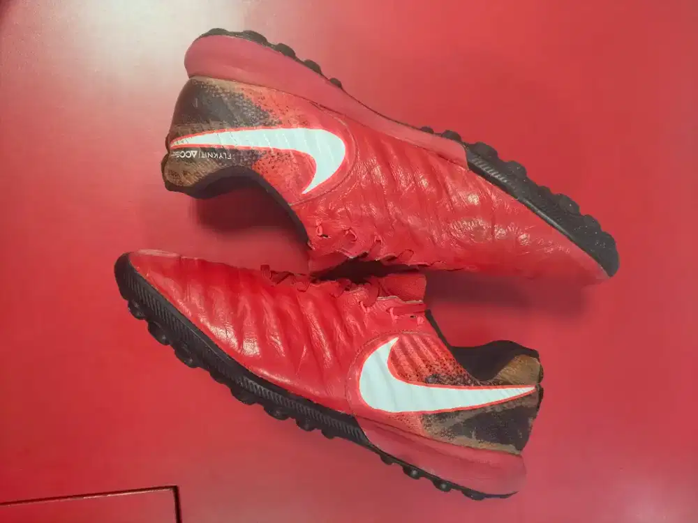 Nike tempo mini soccer size 44 (BACA DESKRIPSI)