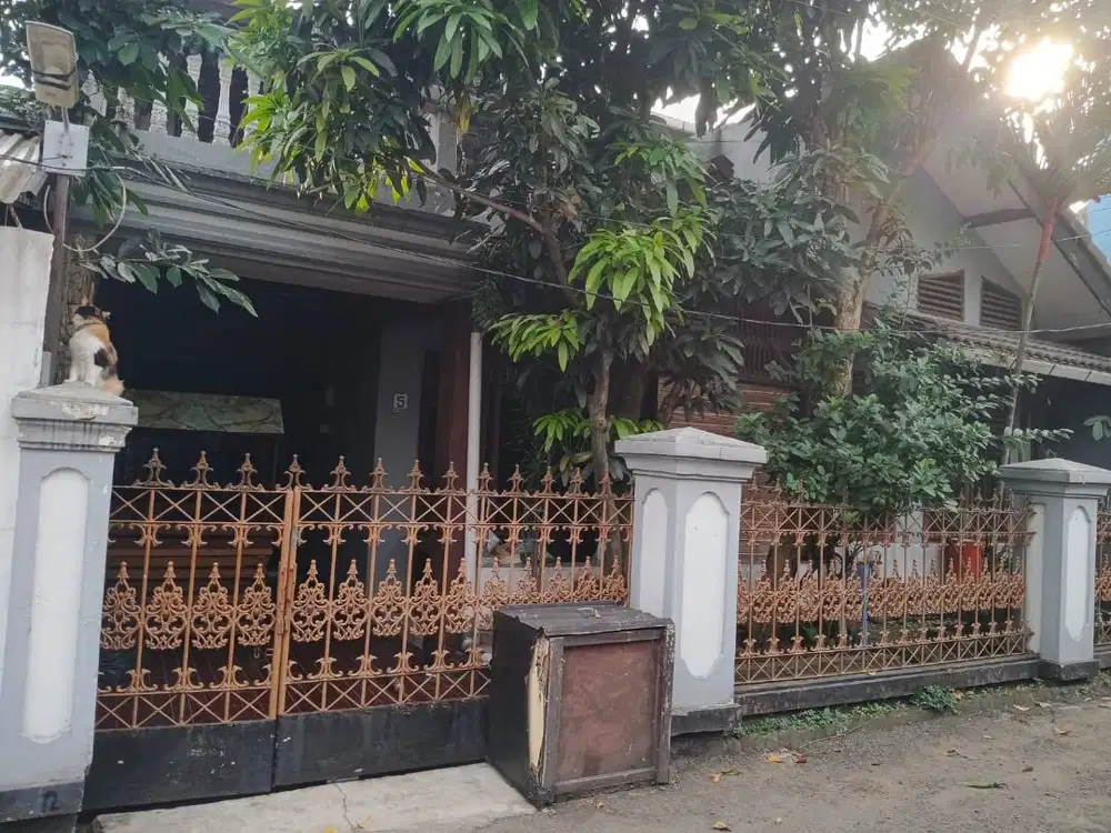 Rumah Karasak Utara ( dekat RM Ampera dan Laksana