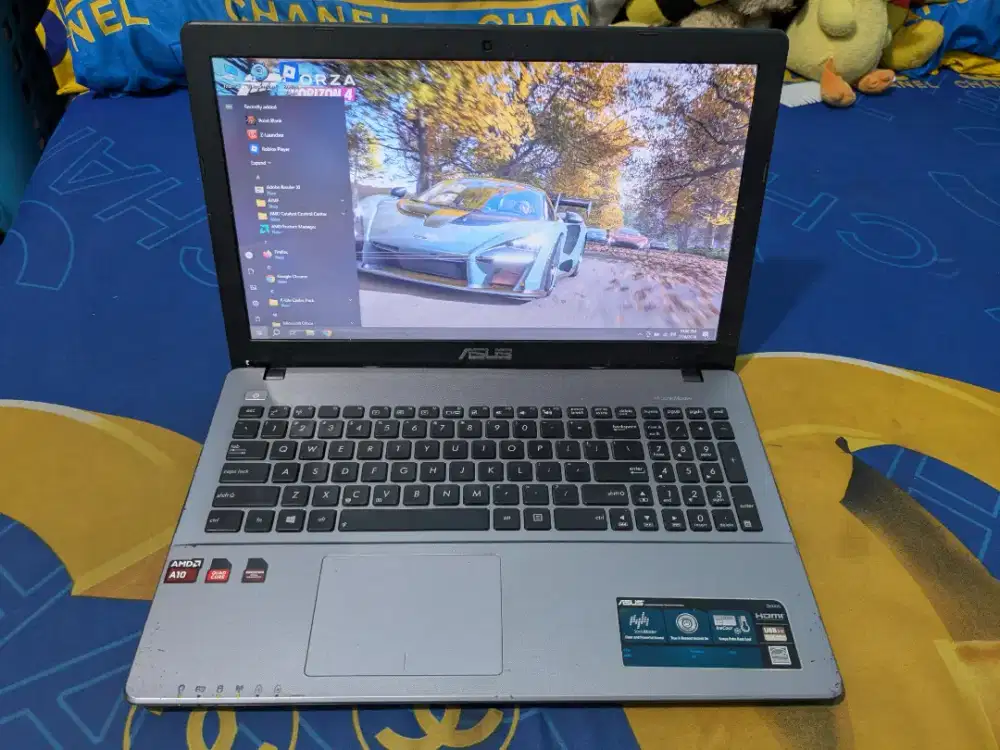 Laptop Asus X550Z AMD A10 Quadcore Ram 4 Normalan PB,Roblox Lancar