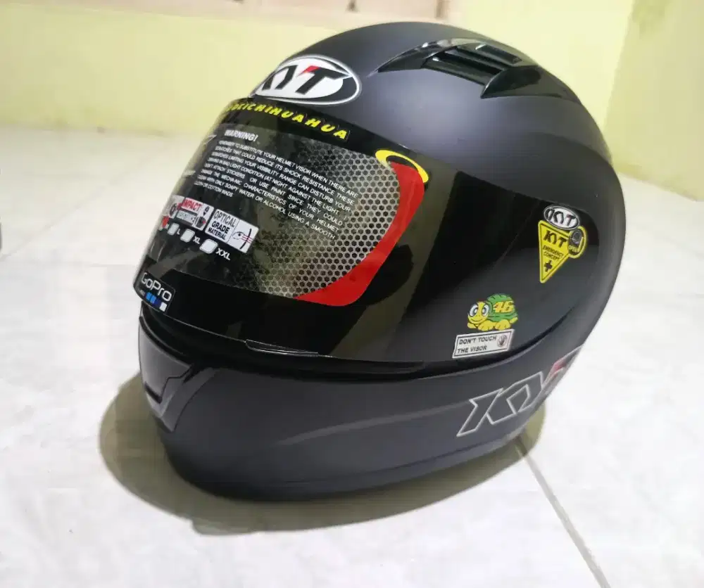 Helm KYT fullface