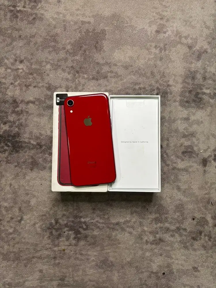 Iphone xr used - good