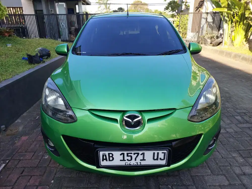 Mazda 2 HB Sport matic 2011 AB sleman