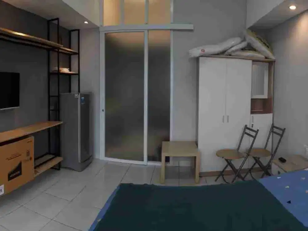 DISEWAKAN UNIT CANTIK DAN TERAWAT STUDIO APARTEMEN CASA DE PARCO FULL FURNISHED