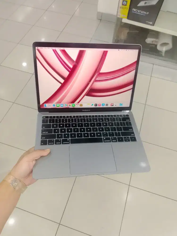 Macbook Air 2019 Fullset Mulus 8/128GB exIbox