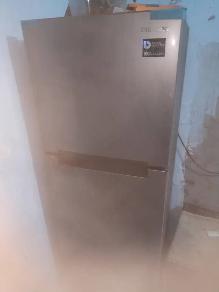 Kulkas 2 pintu Samsung inventer