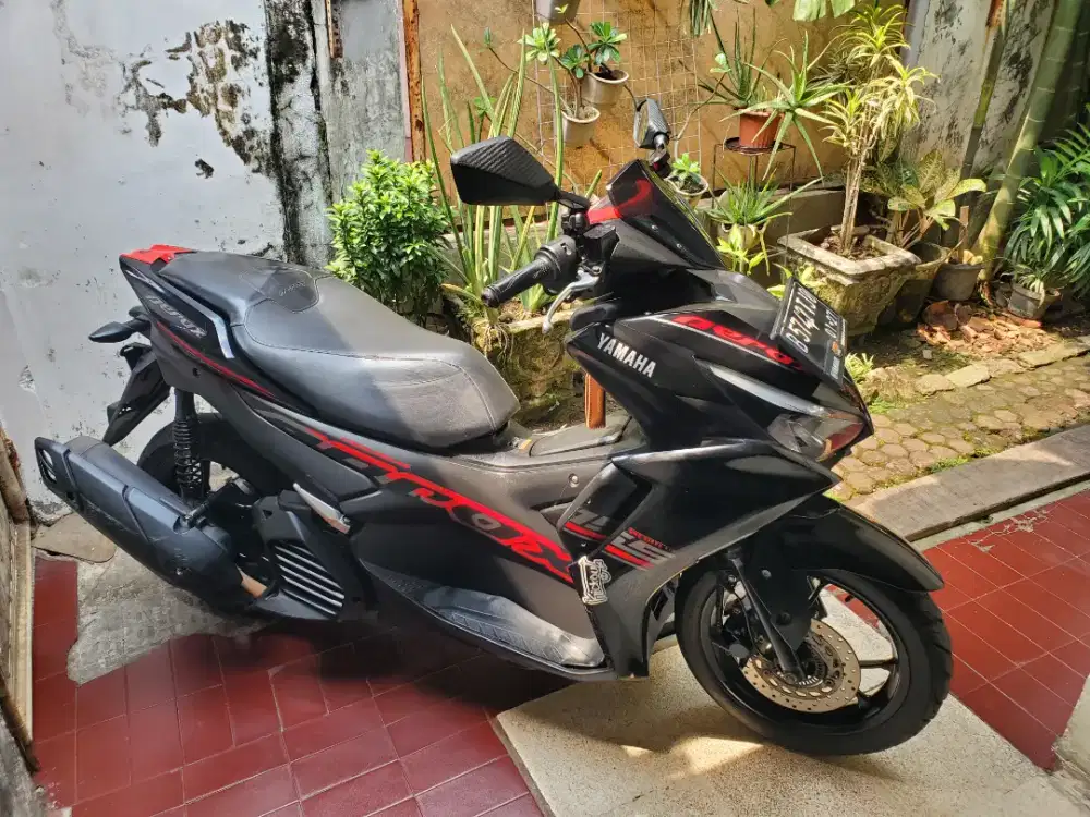 Yamaha New Aerox  Hitam  2021 Full orisinil.