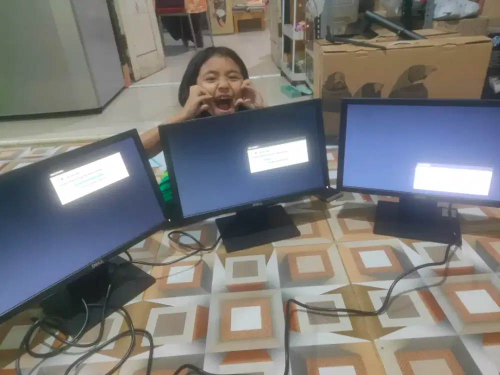 Monitor layar putar