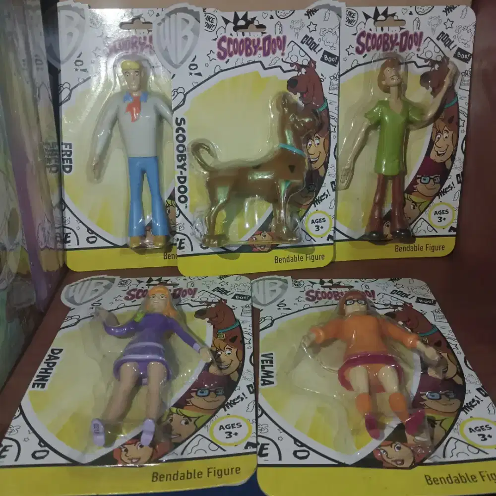 SCOOBY-DOO AND FRIENDS ACTION FIGURE SET ORIGINAL