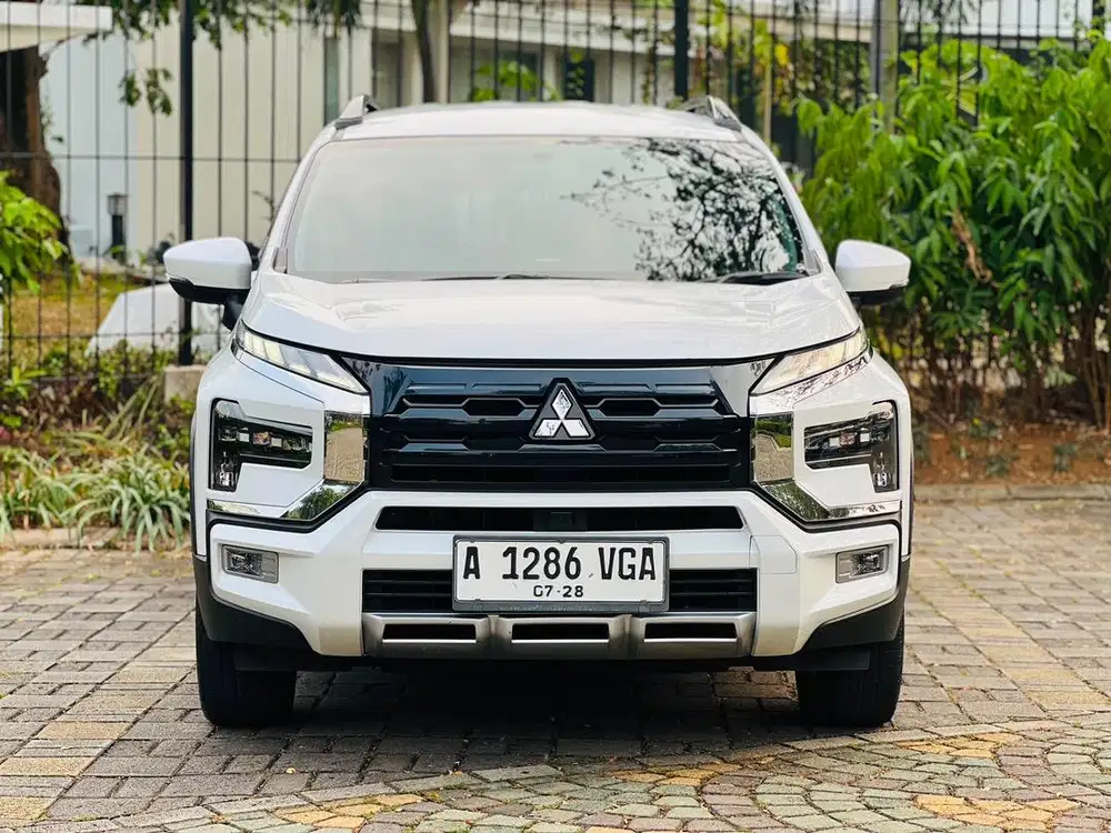 Mitsubishi Xpander Cross PP 1.5AT 2023, Putih Km 49rban